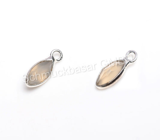 4x 8 MM GREY CHALCEDONY BEZEL CONNECTOR